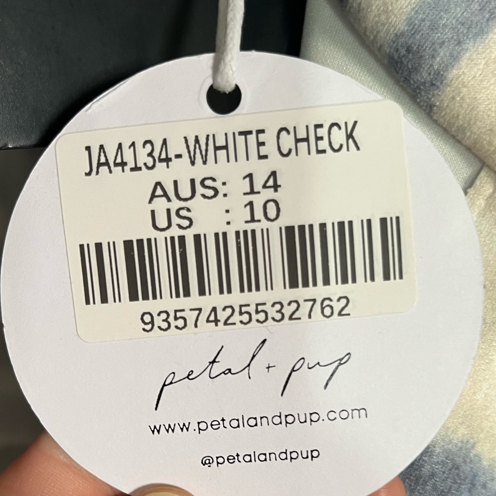 SOLD xx NWT Petal & Pup “White Check” Plaid Oversized Shacket - Picture 7 of 8
